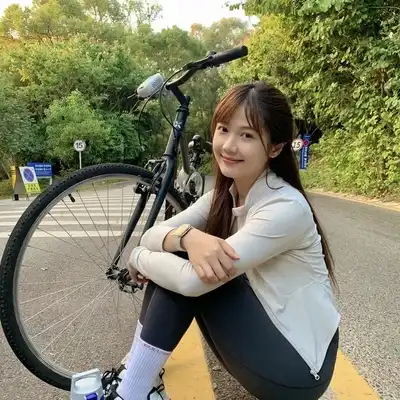 秦梓英
